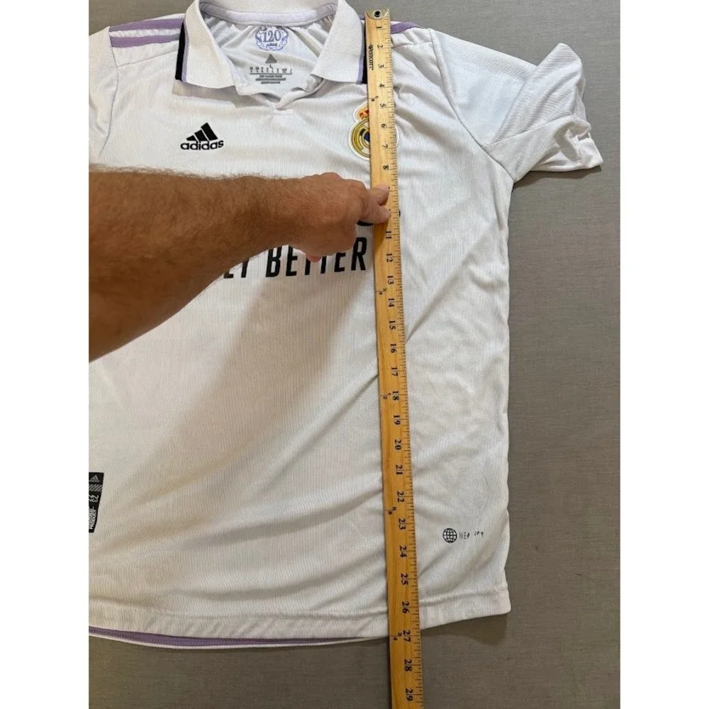 Real Madrid 22/23 120th Anniversary White Adidas‎ Vini Jr #20 Soccer Jersey L